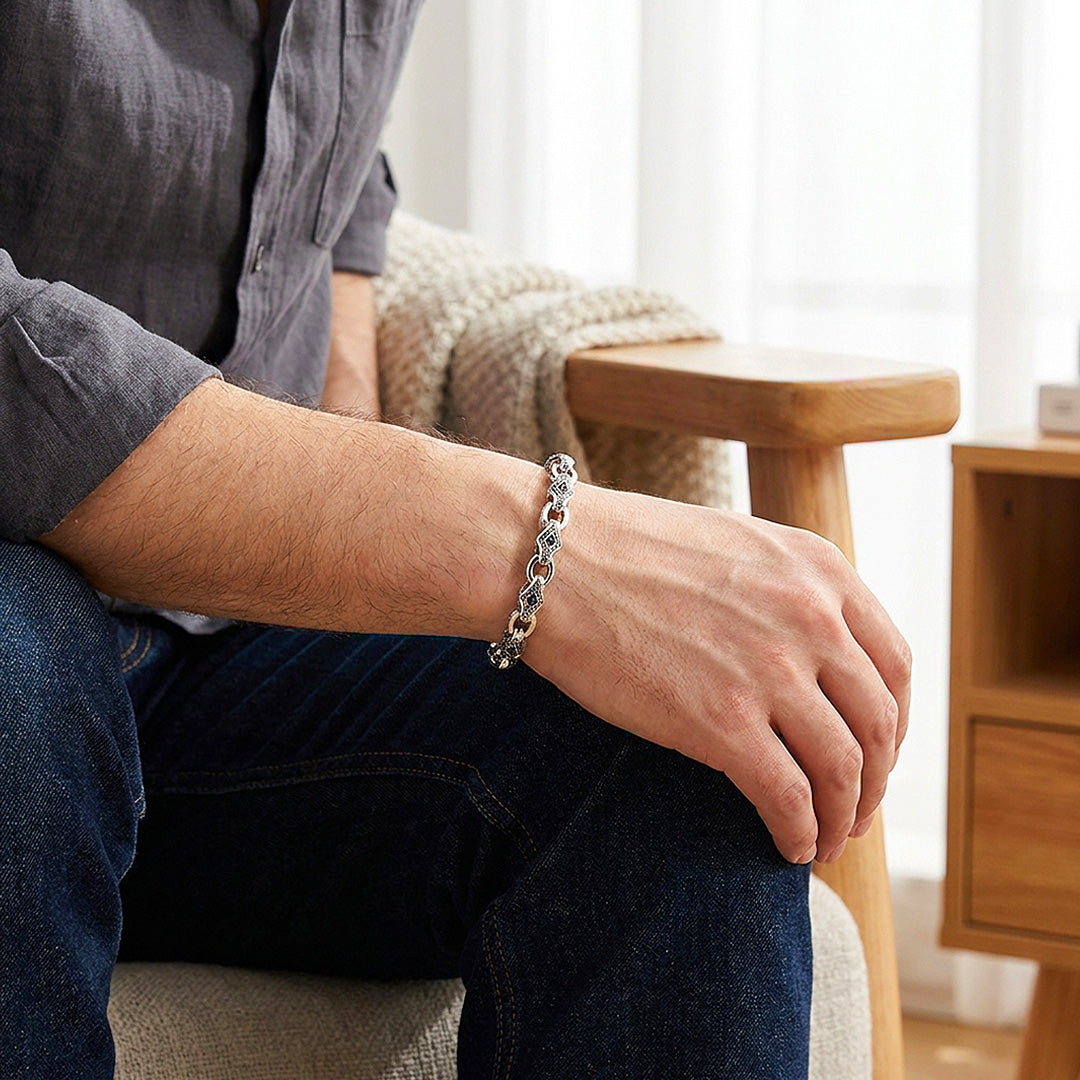 The Guardian Clasp | Men's Bracelet