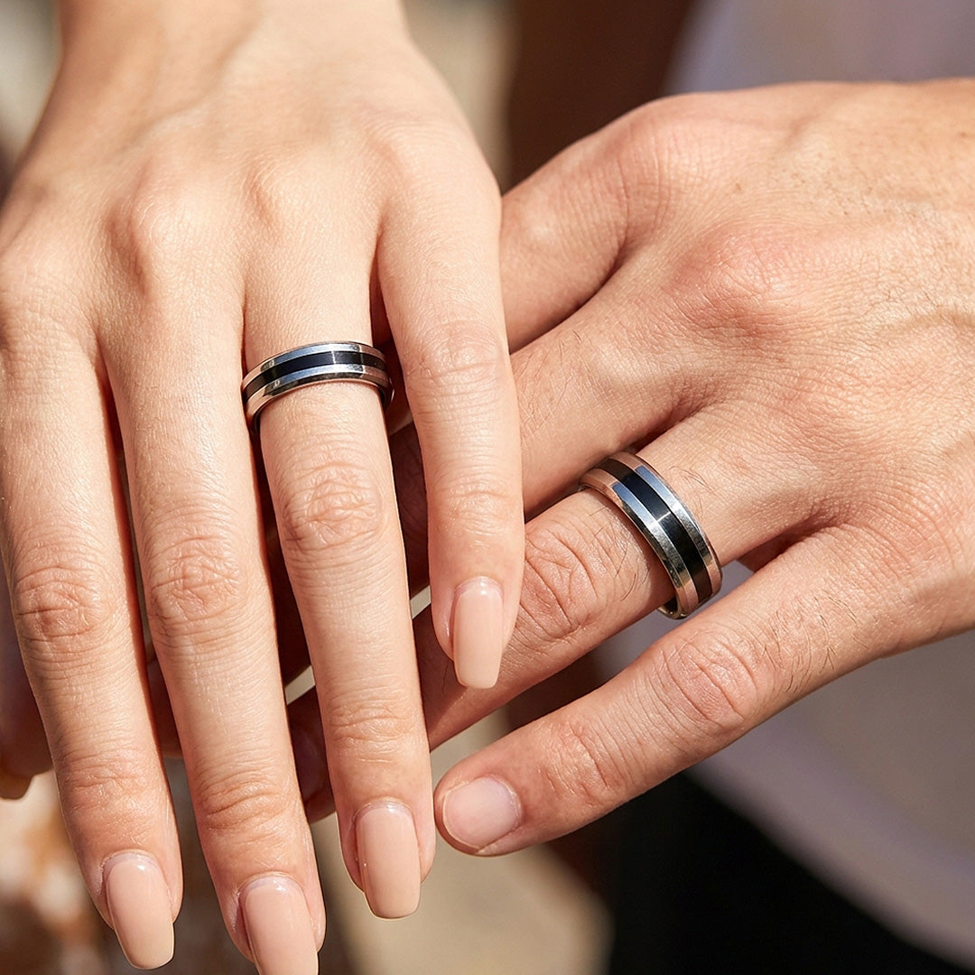 Amor | High-Polished Bevelled Edge Dual-Tone Flat Wedding Band