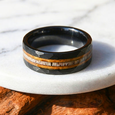 Canyon Grain Hammered Wood Tungsten Carbide Ring | Men's Ring