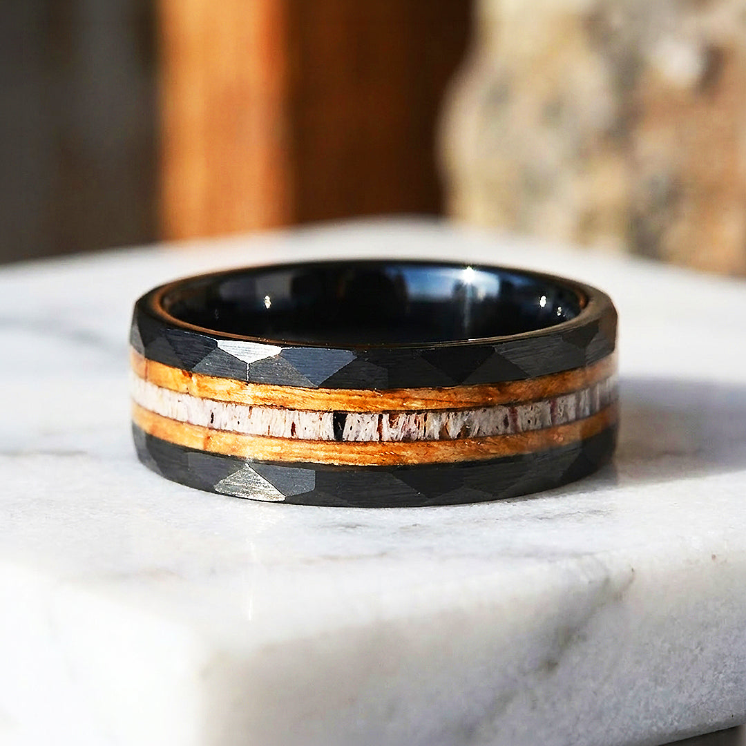 Canyon Grain Hammered Wood Tungsten Carbide Ring | Men's Ring