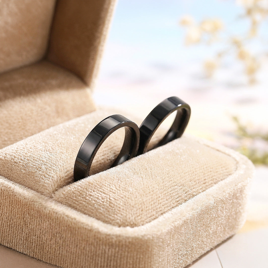 Eternal Link Black | High-Polished Classic Flat Wedding Band
