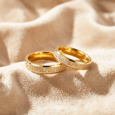 Flawlessly You | Engraved Greek Key Bevelled Flat Wedding Band