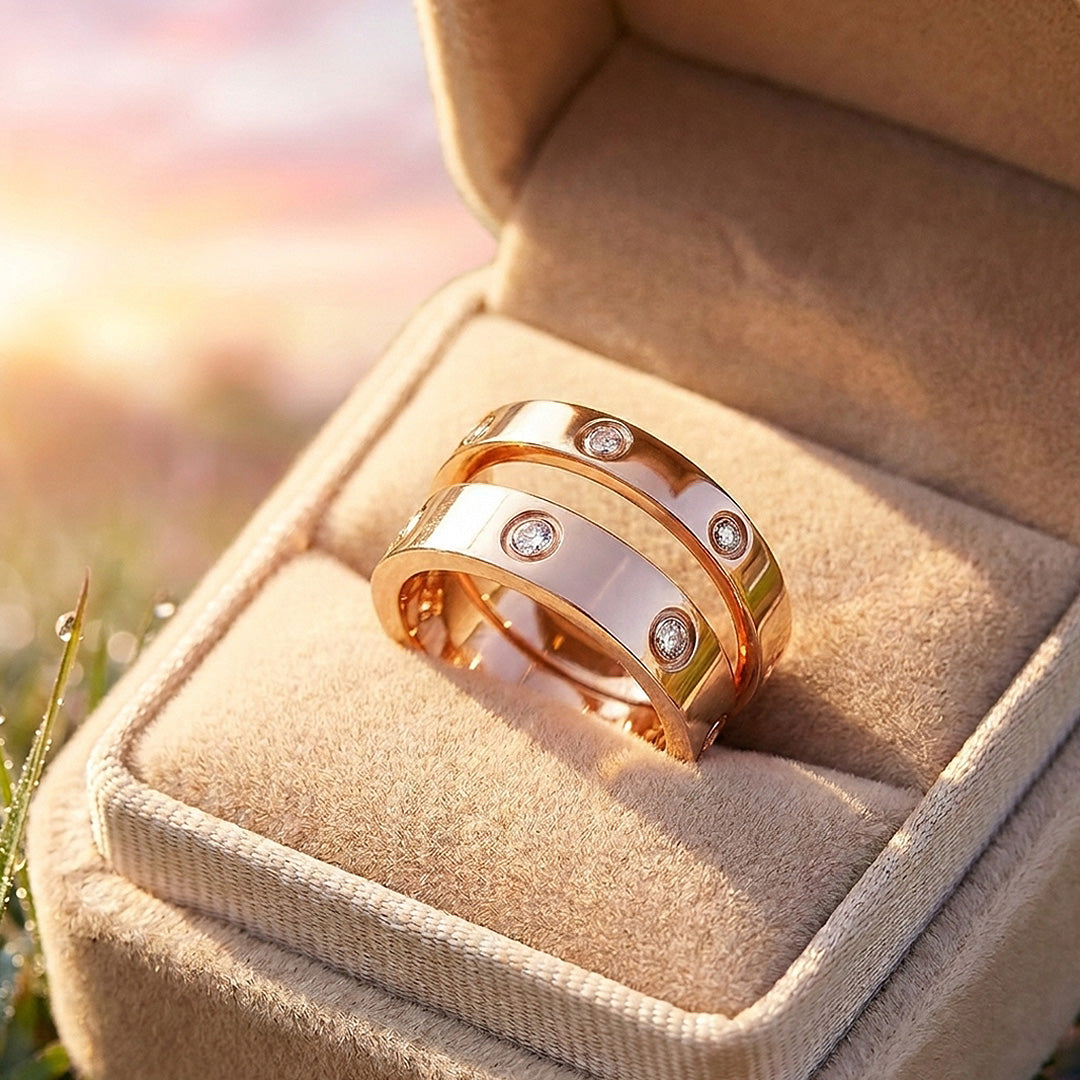 Gingerbread | High-Polished Bezel-Set Circular Motif Flat Wedding Band