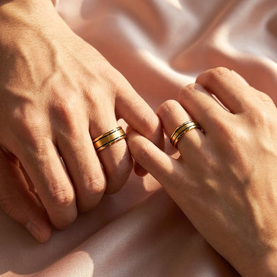 Hera | Brushed Center Dual Black Grooves Bevelled Flat Wedding Band