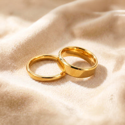 Infinity Bond Gold | High-Polished Bevelled Flat Wedding Band